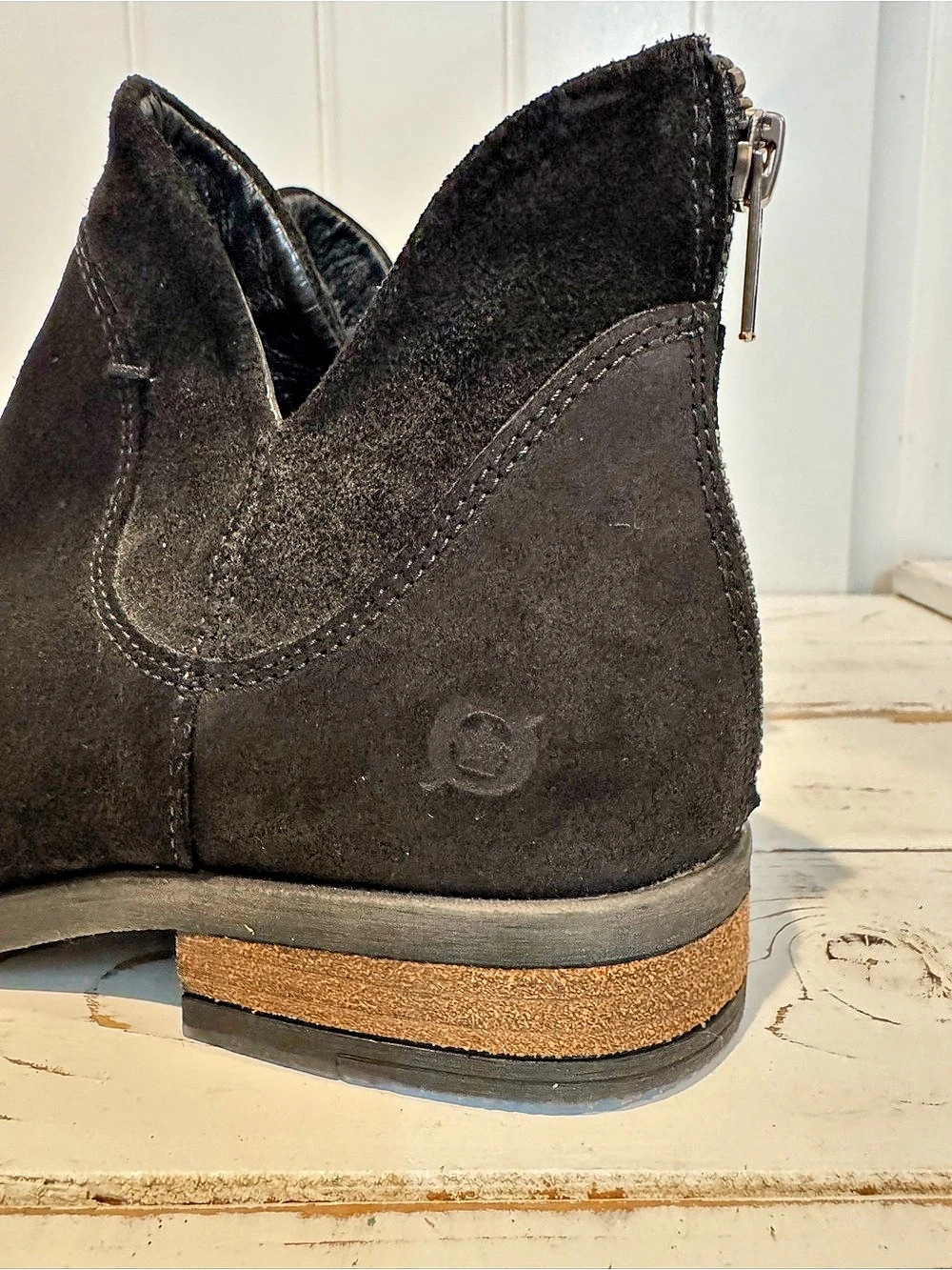 Born Black Leather Ankle Boots US 7 - Picture 3 of 8
